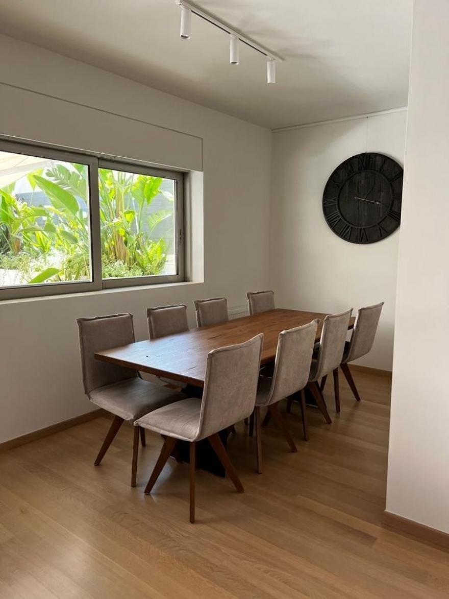 Современный дуплекс на Афинской ревьере фото 9