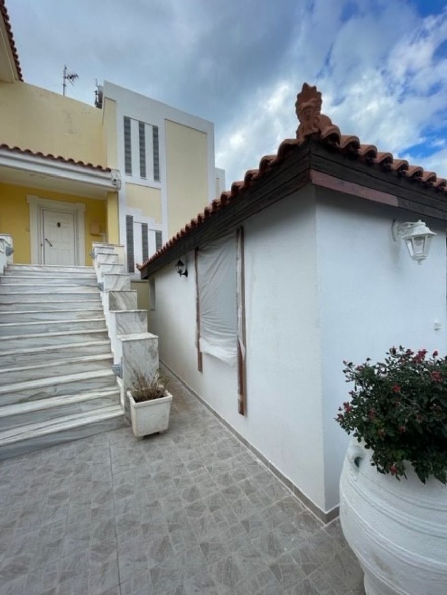 Аn independent house in Athens - Lagonisi photo 20