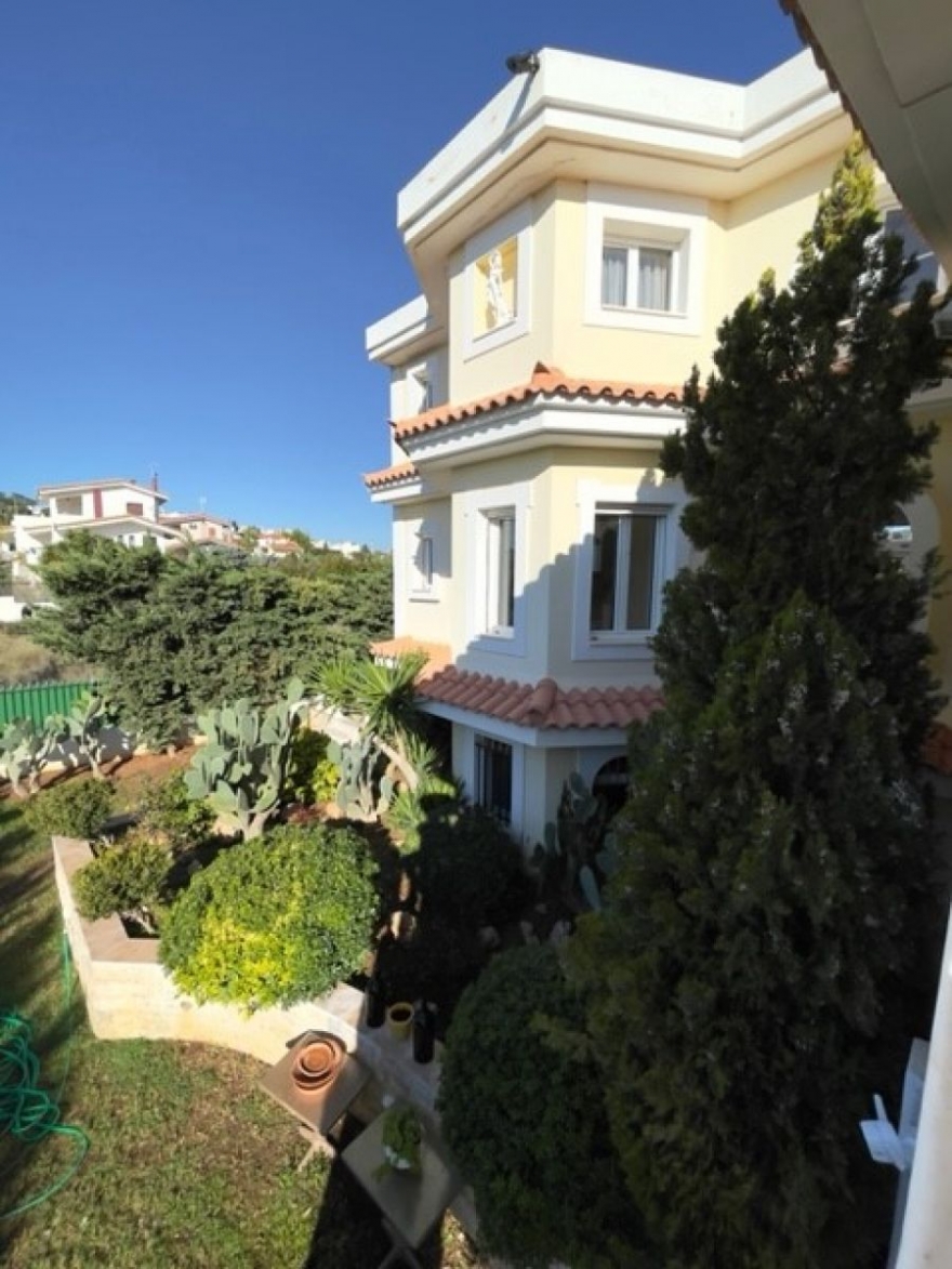 House for rent South Suburbs Attica, 174 m² rm2853