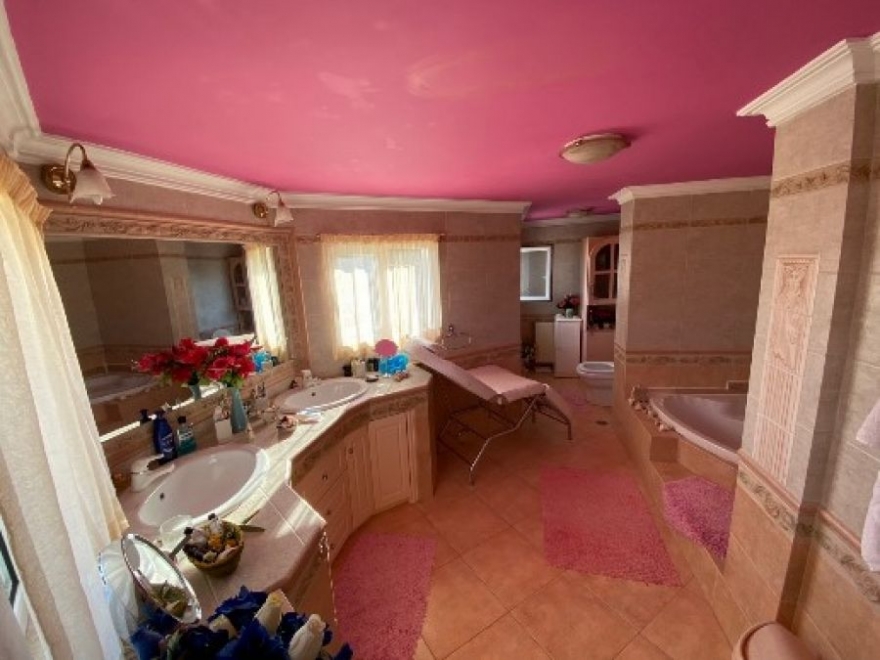 Аn independent house in Athens - Lagonisi photo 13