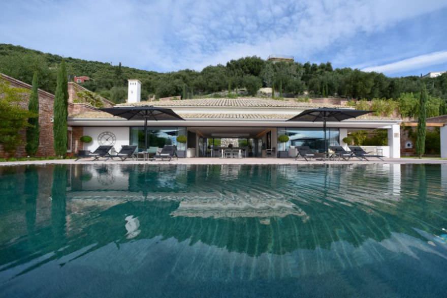 Luxury beachfront villa on the island Corfu photo 1