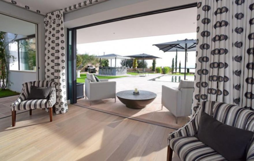 Luxury beachfront villa on the island Corfu photo 15