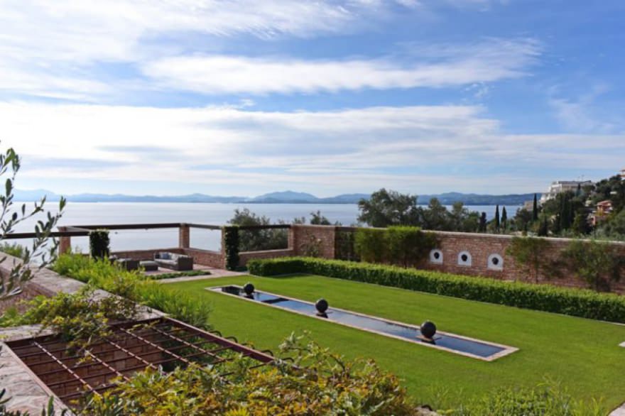 Luxury beachfront villa on the island Corfu photo 6