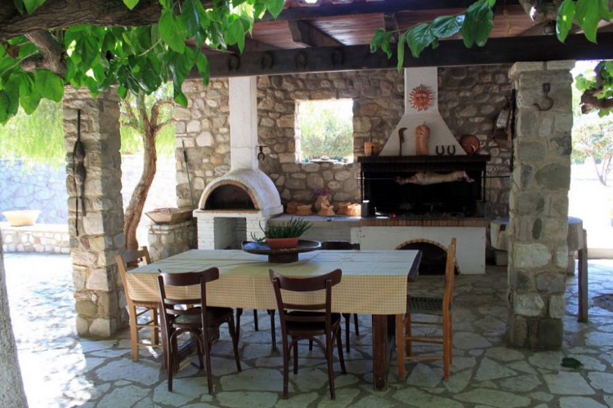 VILLA “PETRINO” IN NAFPAKTOS -CENTRAL GREECE photo 6