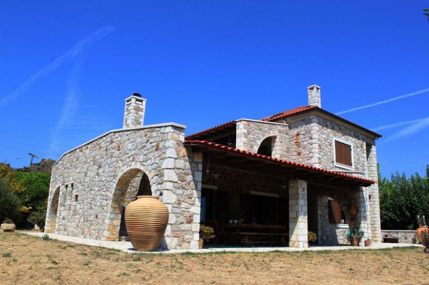VILLA “PETRINO” IN NAFPAKTOS -CENTRAL GREECE photo 2