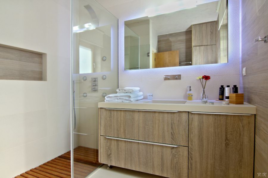 LUXURY VILLA  IN ANAVYSSOS photo 26
