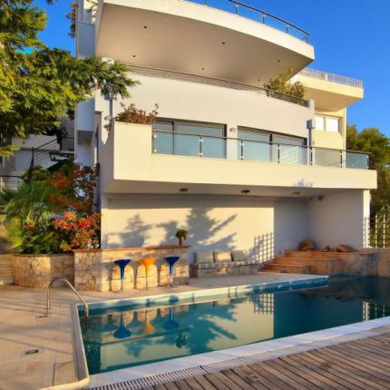 Аренда Вилл в 6000 метрах от моря