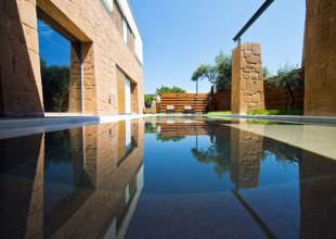 Villas for Rent 160 kilometers from the airport