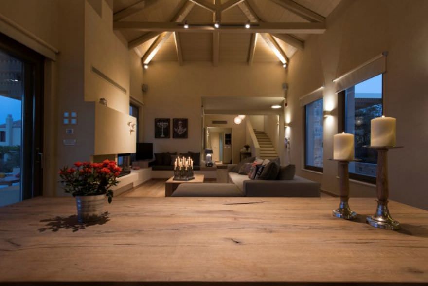 Luxury villa built on a plot of land located in Crete. photo 9
