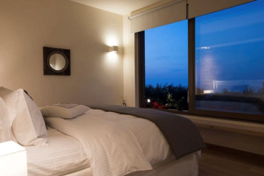 Luxury villa built on a plot of land located in Crete. photo 15