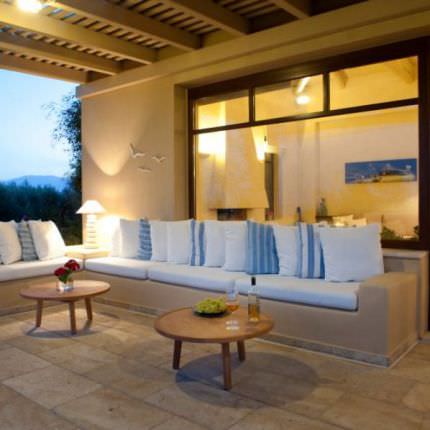 Аренда Вилл в 0 метрах от моря