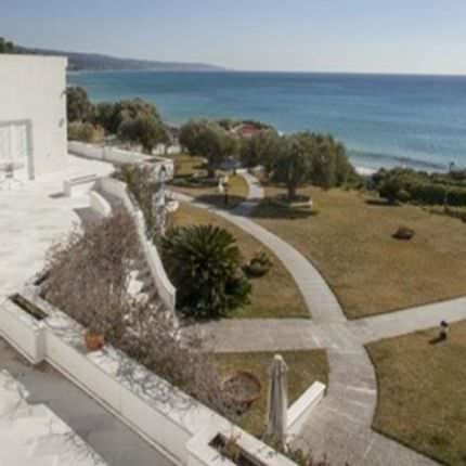 Аренда Вилл в 20 метрах от моря