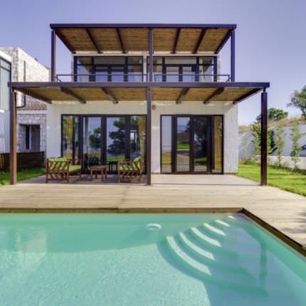 Аренда Вилл в 800 метрах от моря