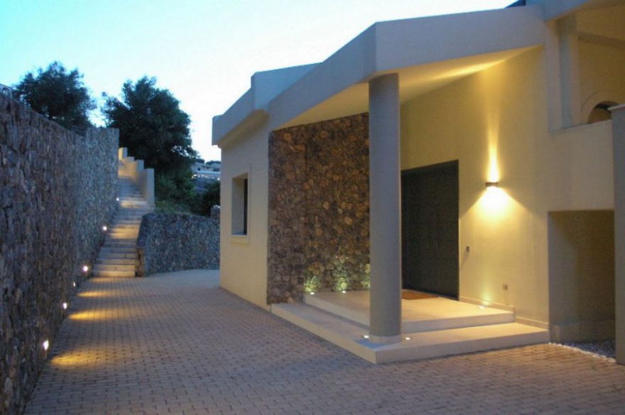 LUXURY BEACHFRONT VILLA ON THE ISLAND CORFU photo 10