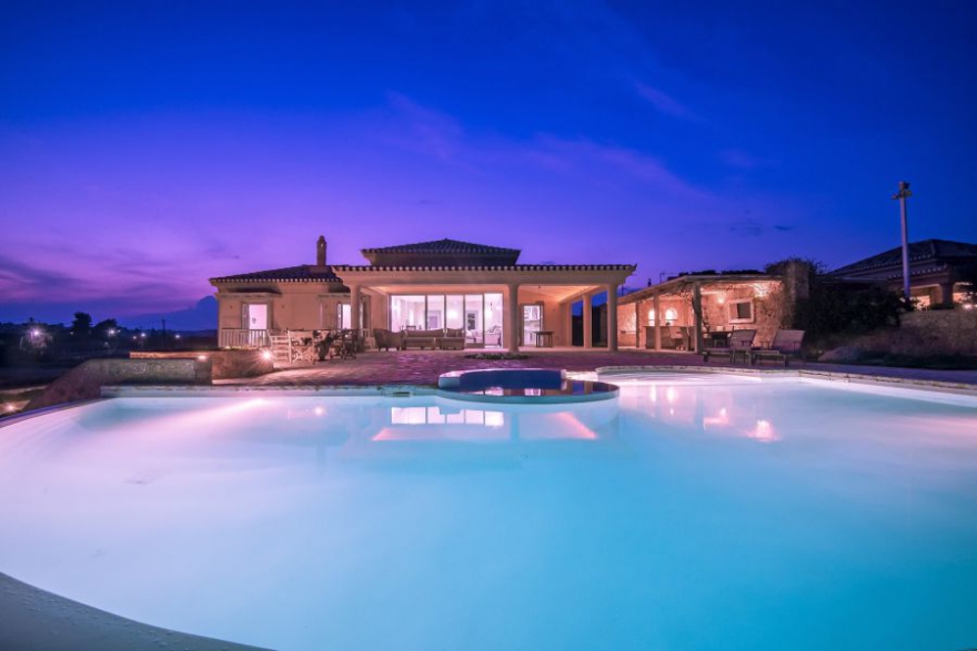 VILLA ON PELOPONNESE IN PORTO HELI photo 2