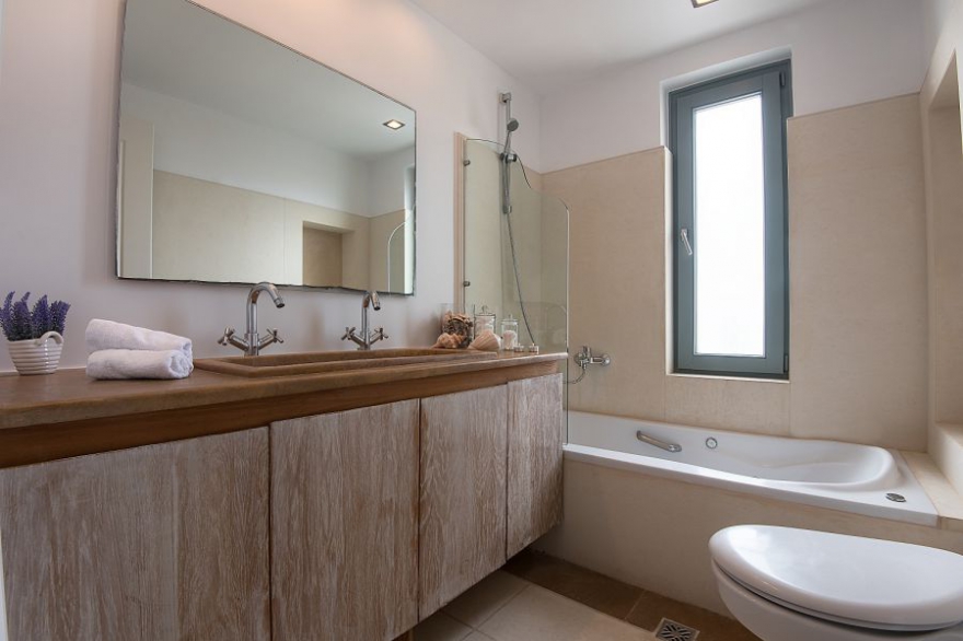 VILLA ON PELOPONNESE IN PORTO HELI photo 15