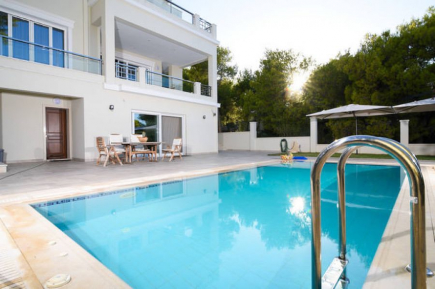 Luxurious villa in Vravrona – Attica photo 7