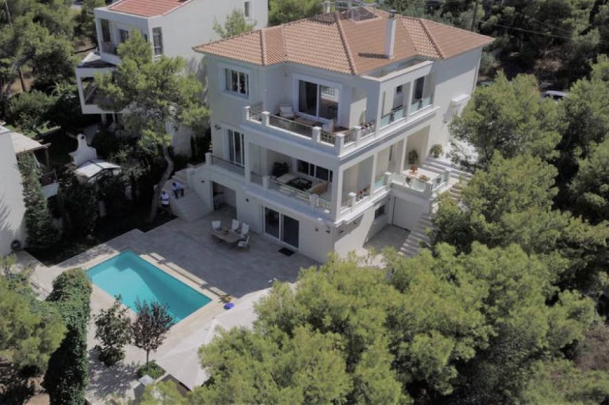Luxurious villa in Vravrona – Attica photo 1
