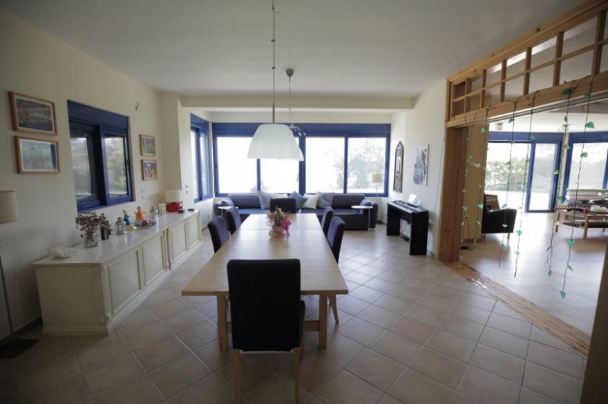 Villa on the beach in Keratea, Attica photo 3