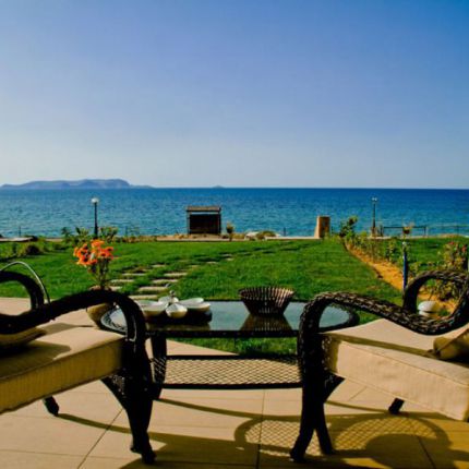 Аренда Вилл в 30 метрах от моря