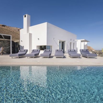 Аренда Вилл в 0 метрах от моря