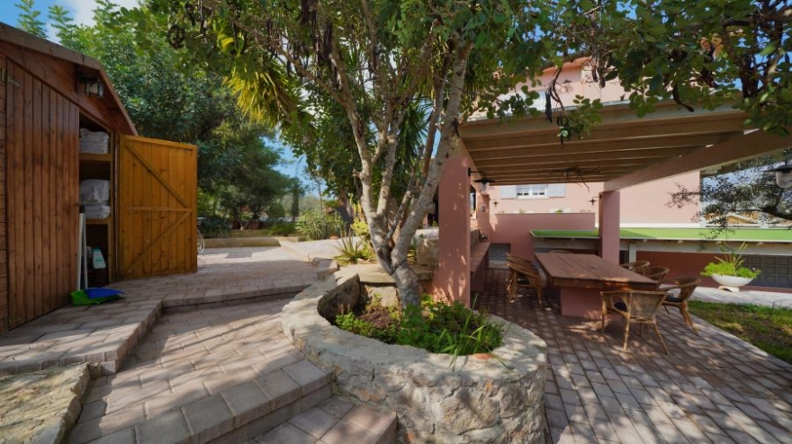 Olive Grove Rock Villa - Порто Хели фото 33
