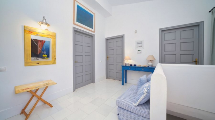Olive Grove Rock Villa - Порто Хели фото 34