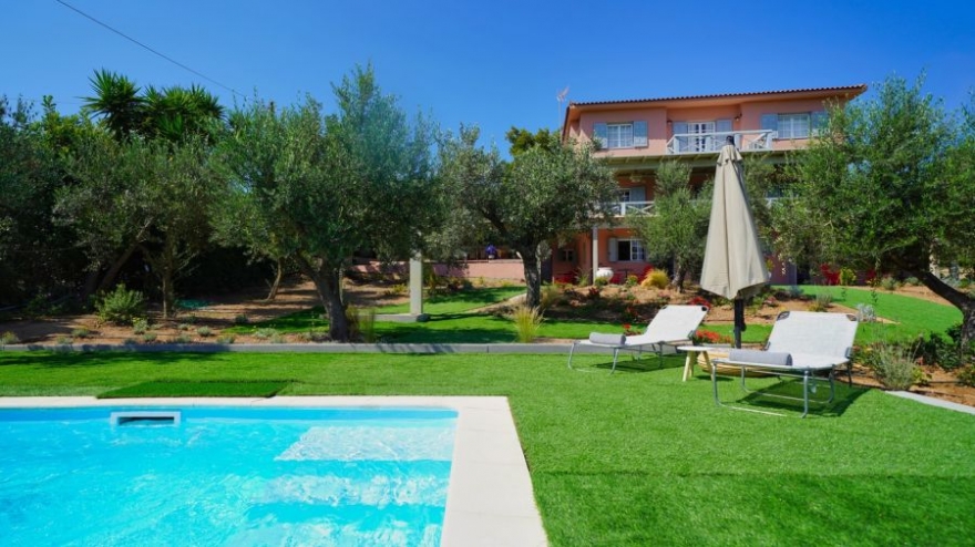 Olive Grove Rock Villa - Порто Хели фото 63