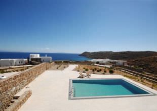 Villas for Rent 8 kilometers from the airport