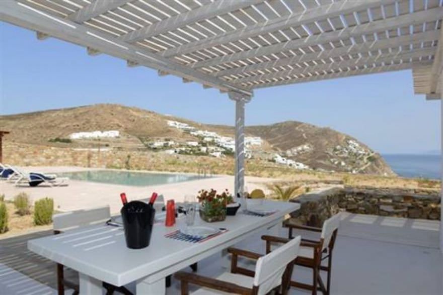Villa beach of "Elia" overlooking the Aegean Sea photo 4