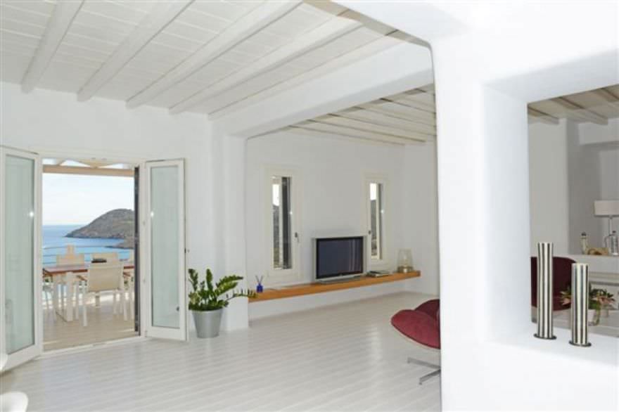 Villa overlooking the superb beach of Super Paradise photo 10
