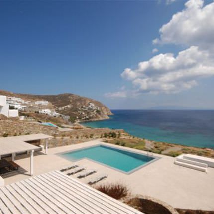 Аренда Вилл в 500 метрах от моря