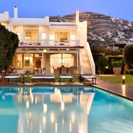 Аренда Вилл в 150 метрах от моря