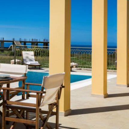 Аренда Вилл в 0 метрах от моря