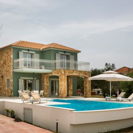 Аренда Вилл в 0 метрах от моря