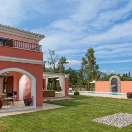 Аренда Вилл в 0 метрах от моря