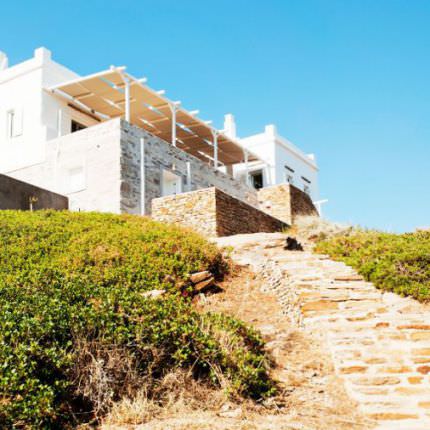 Аренда Вилл в 20 метрах от моря