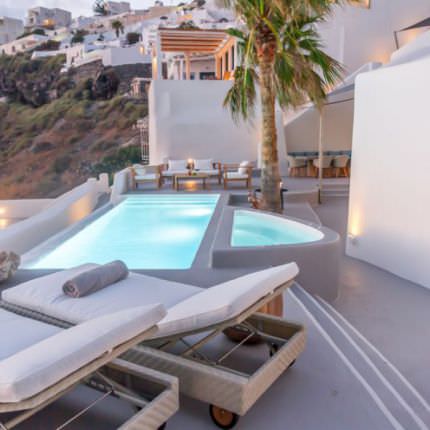 Аренда Вилл в 0 метрах от моря