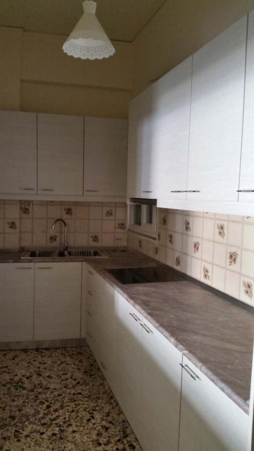 TWO-LEVEL APARTMENT IN IRAKLEON - CRETE photo 3