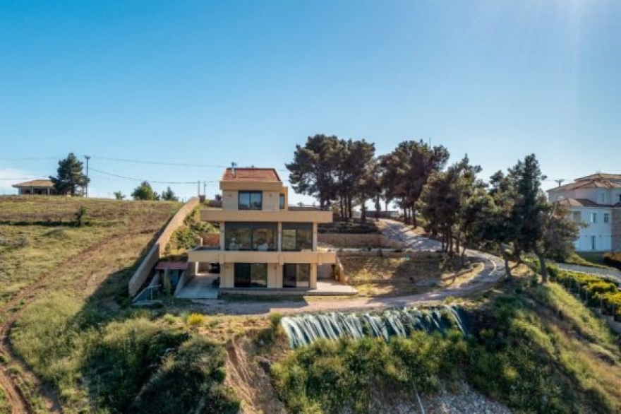 Впечатляющий домик в Капандрити, Аттика фото 11