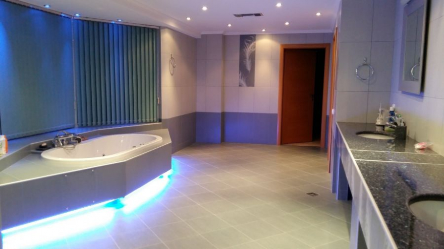 Раскошная вилла в Дилеси фото 20