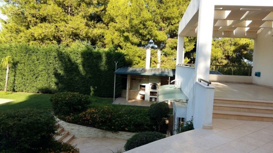 Раскошная вилла в Дилеси фото 21