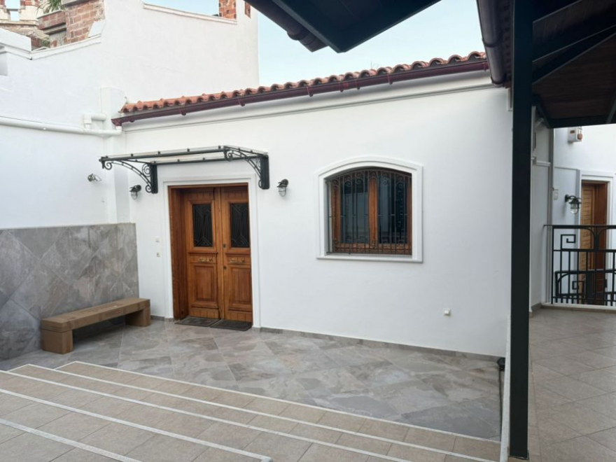Villa in the southern suburb of Athens photo 2