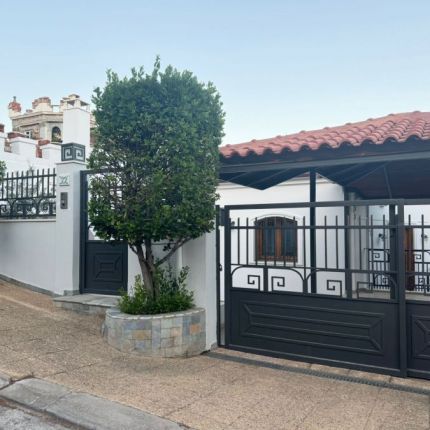 Купить Виллу в 4000 метрах от моря