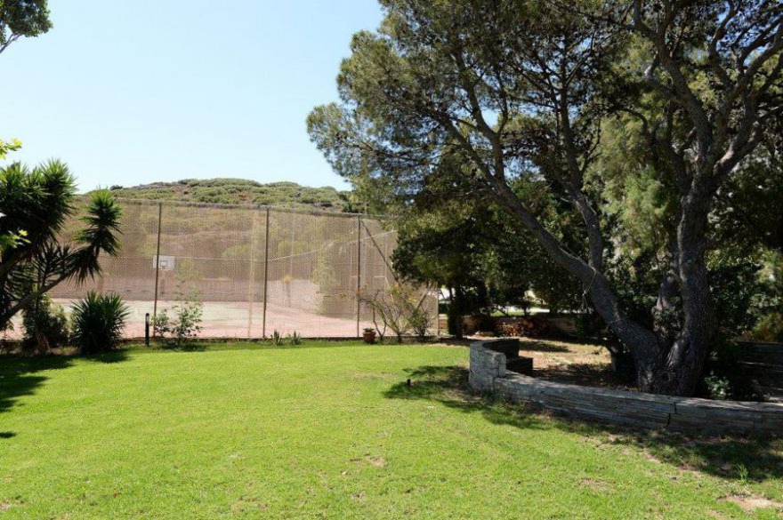 Luxury villa in the suburbs of Athens - Lagonisi photo 7